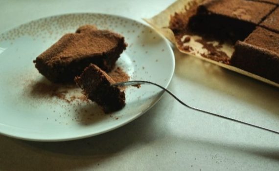 brownie de castanhas e chocolate